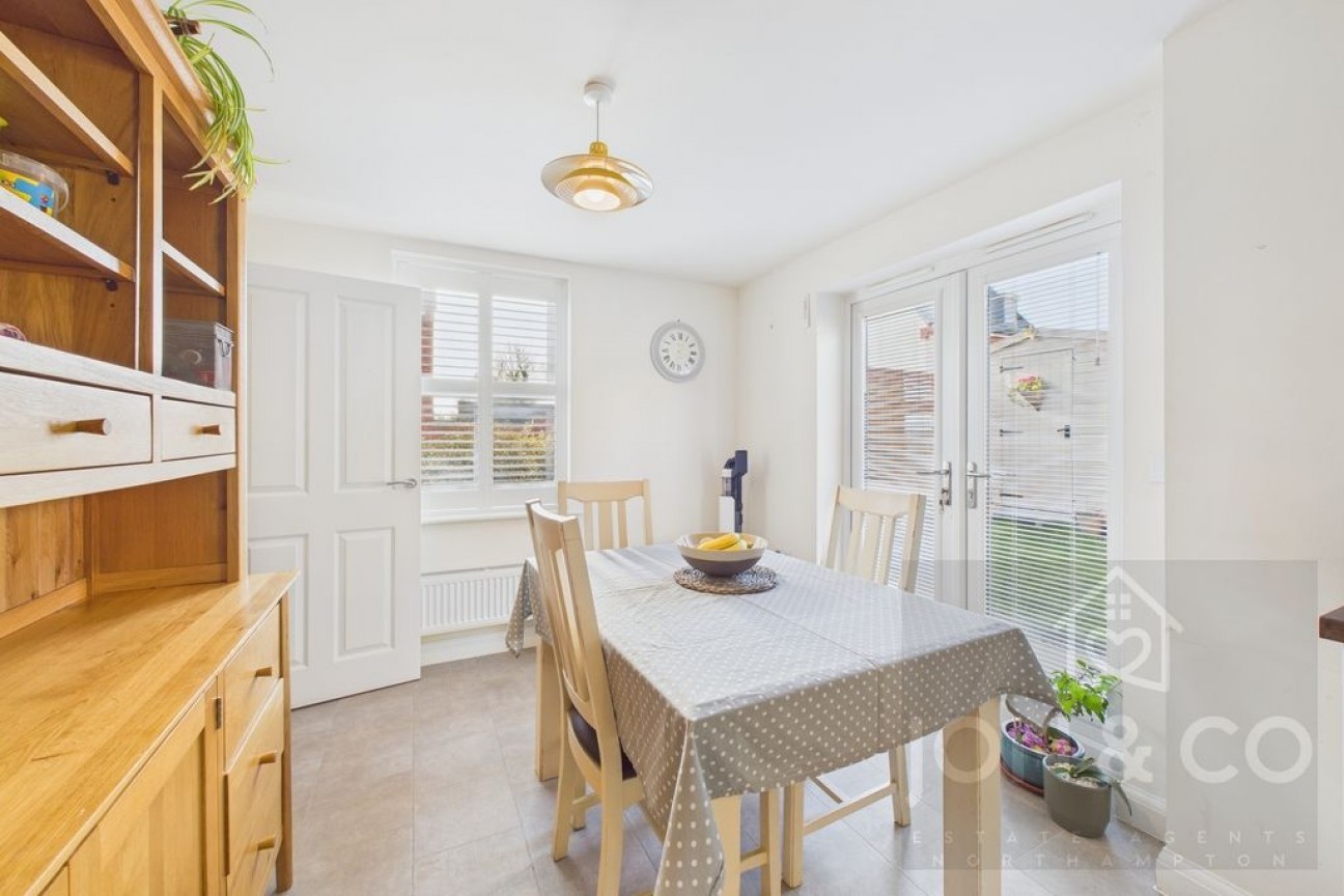 Dickens Close | Moulton | NN3