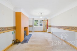 Northampton Lane South | Moulton | NN3