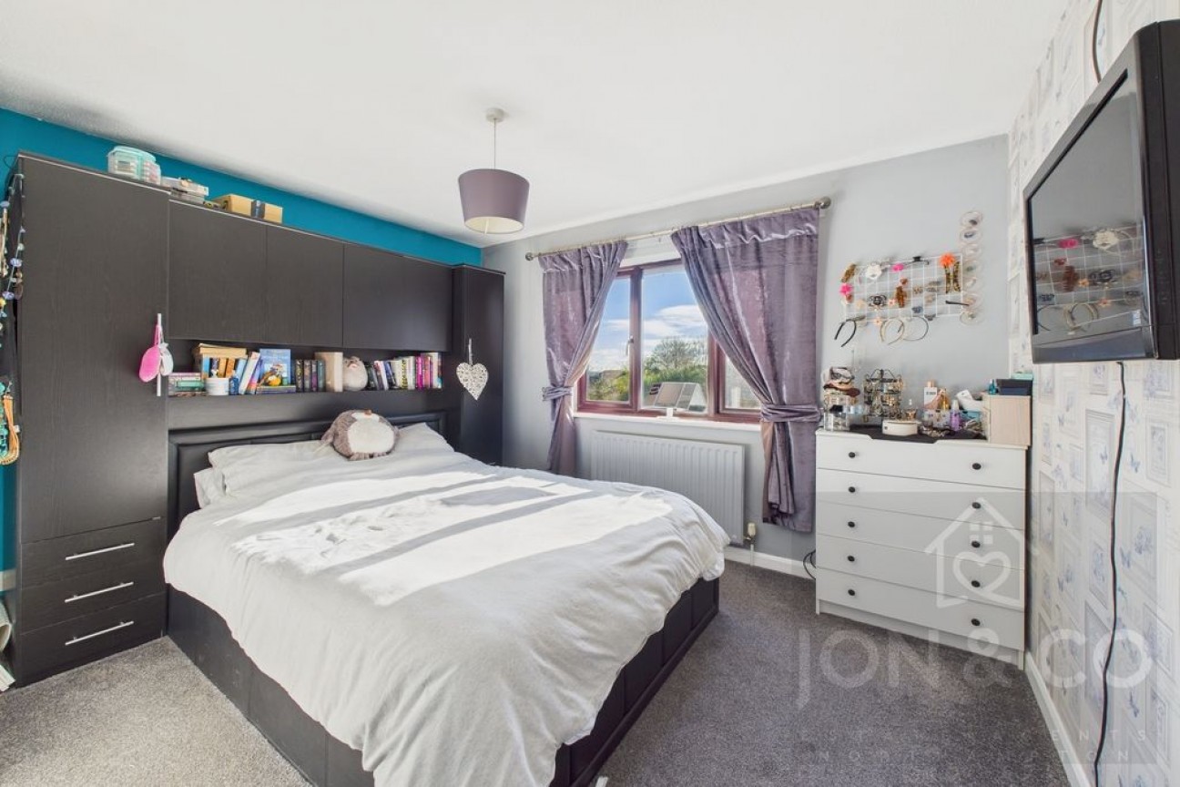 Sage Close | Billing Arbours | NN3