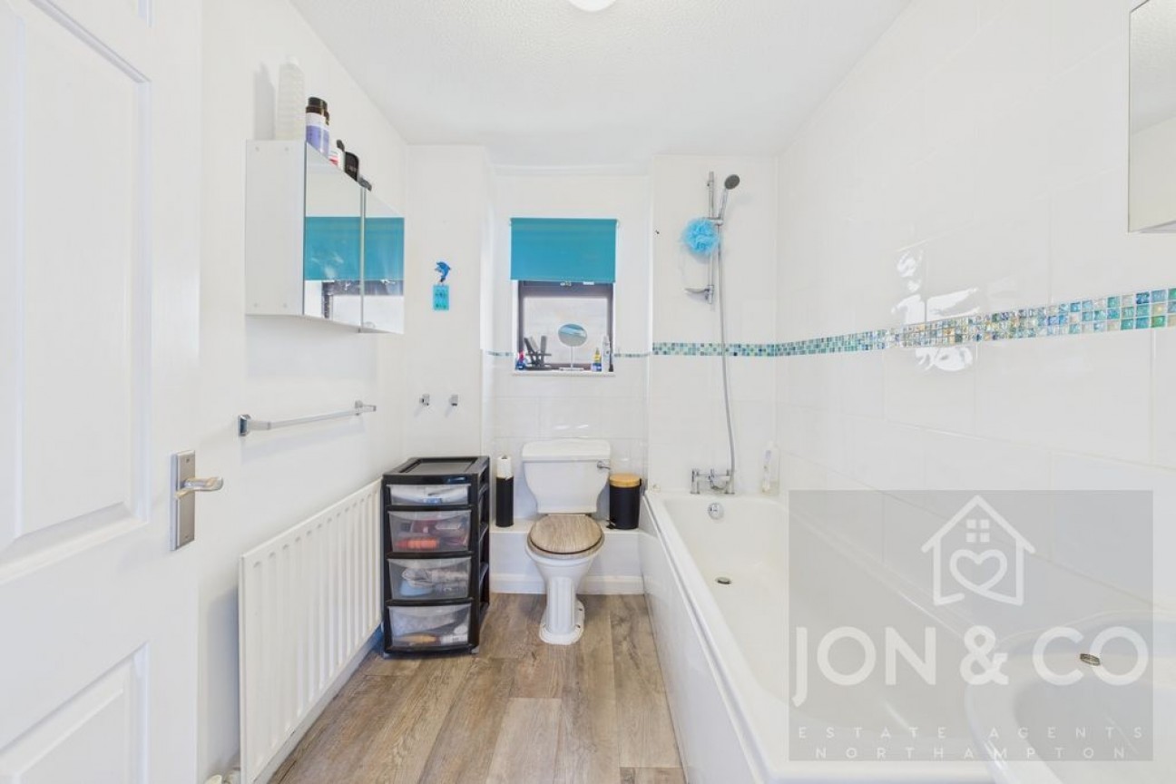 Sage Close | Billing Arbours | NN3