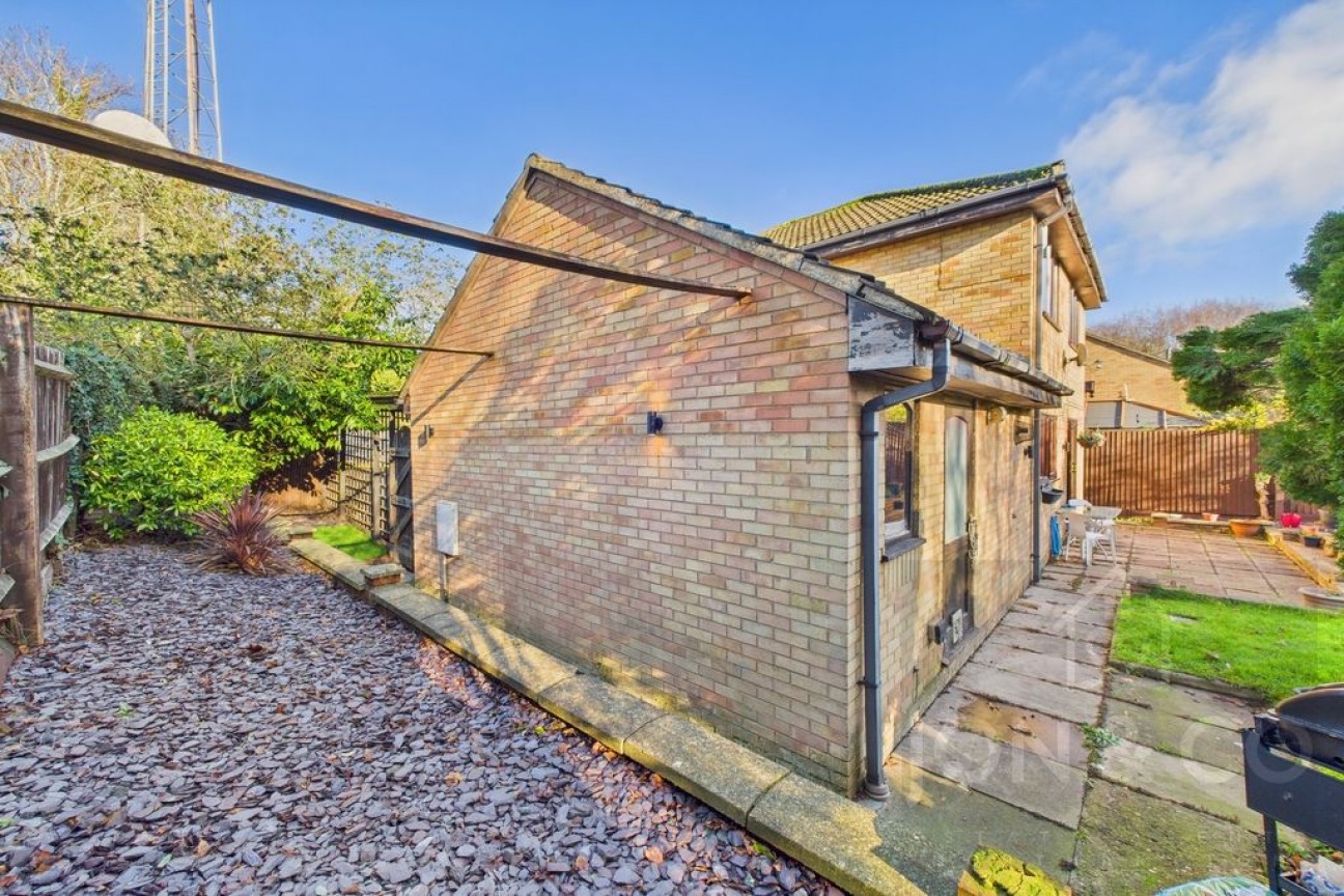 Sage Close | Billing Arbours | NN3