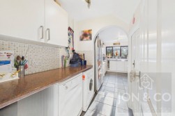 Sage Close | Billing Arbours | NN3