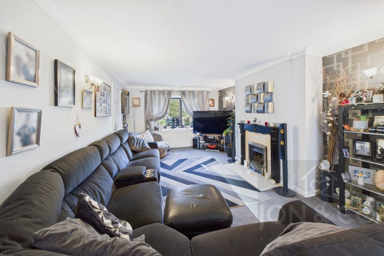 Sage Close | Billing Arbours | NN3