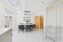 Farmyard Close | Northampton | NN3