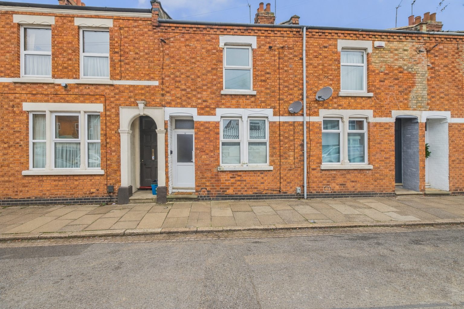 Roe Road | Abington | NN1