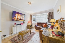 Thistleholme Close | Links View | NN2