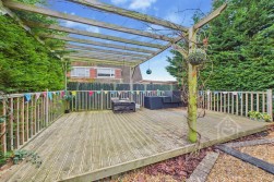 Thistleholme Close | Links View | NN2