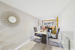 Thistleholme Close | Links View | NN2