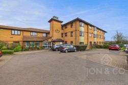 King Richard Ct | East Hunsbury | NN4