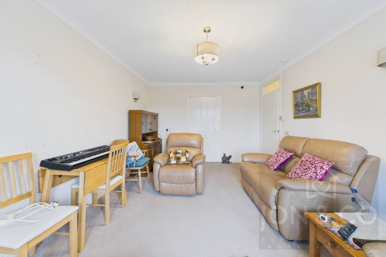 King Richard Ct | East Hunsbury | NN4
