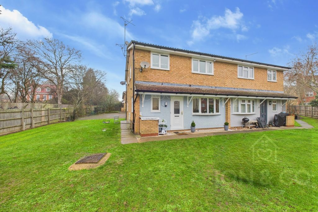 Sir John Pascoe Way | Duston | NN5