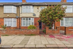 Broadway | Abington | NN1