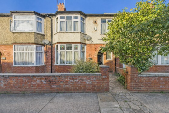 Broadway | Abington | NN1