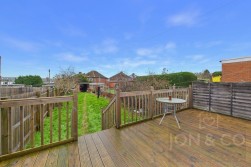 Broadway | Abington | NN1