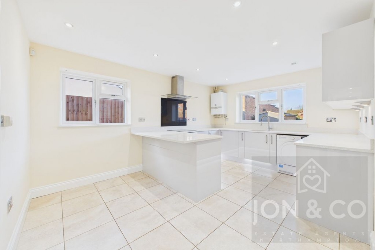 Northampton Lane North | Moulton | NN3