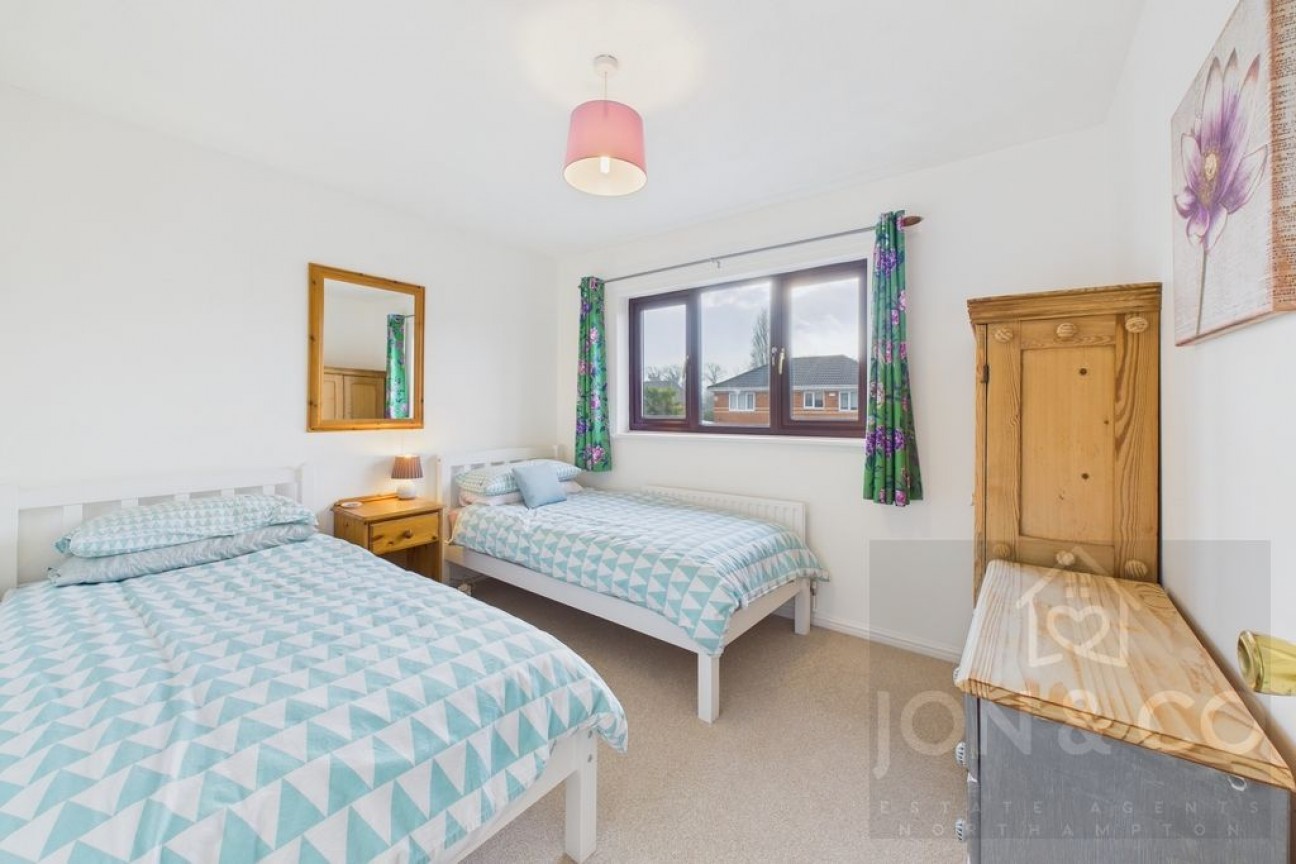 Damson Dell | Little Billing | NN3