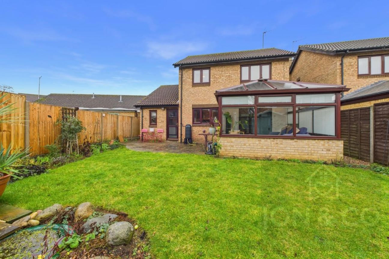 Damson Dell | Little Billing | NN3