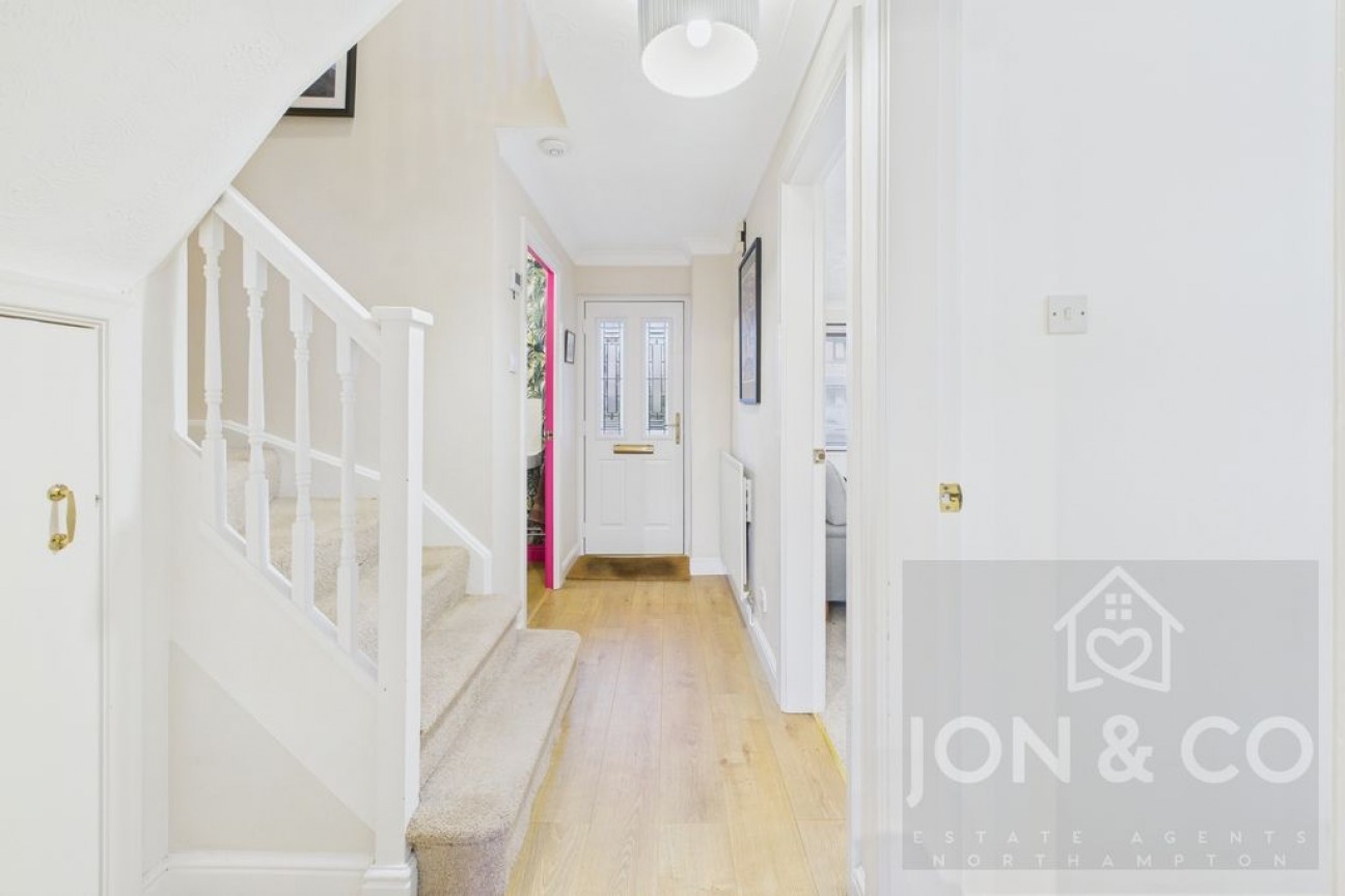 Damson Dell | Little Billing | NN3