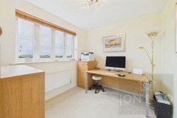 North Meadow View | St Crispins | NN5