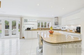 North Meadow View | St Crispins | NN5