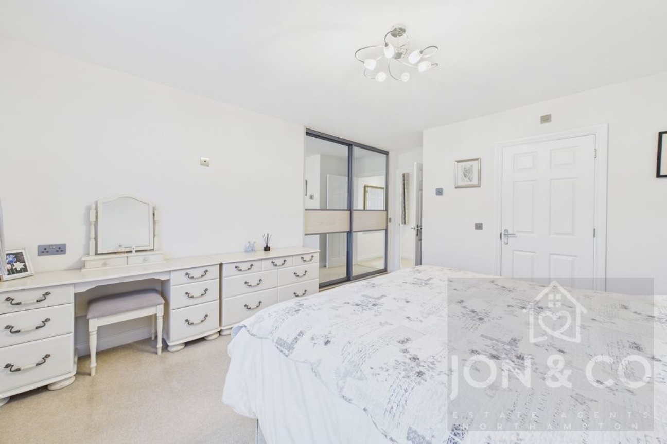 North Meadow View | St Crispins | NN5