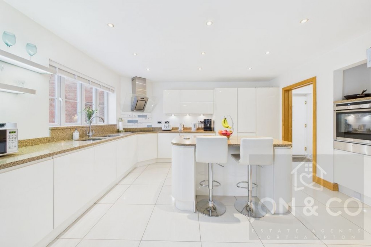 North Meadow View | St Crispins | NN5