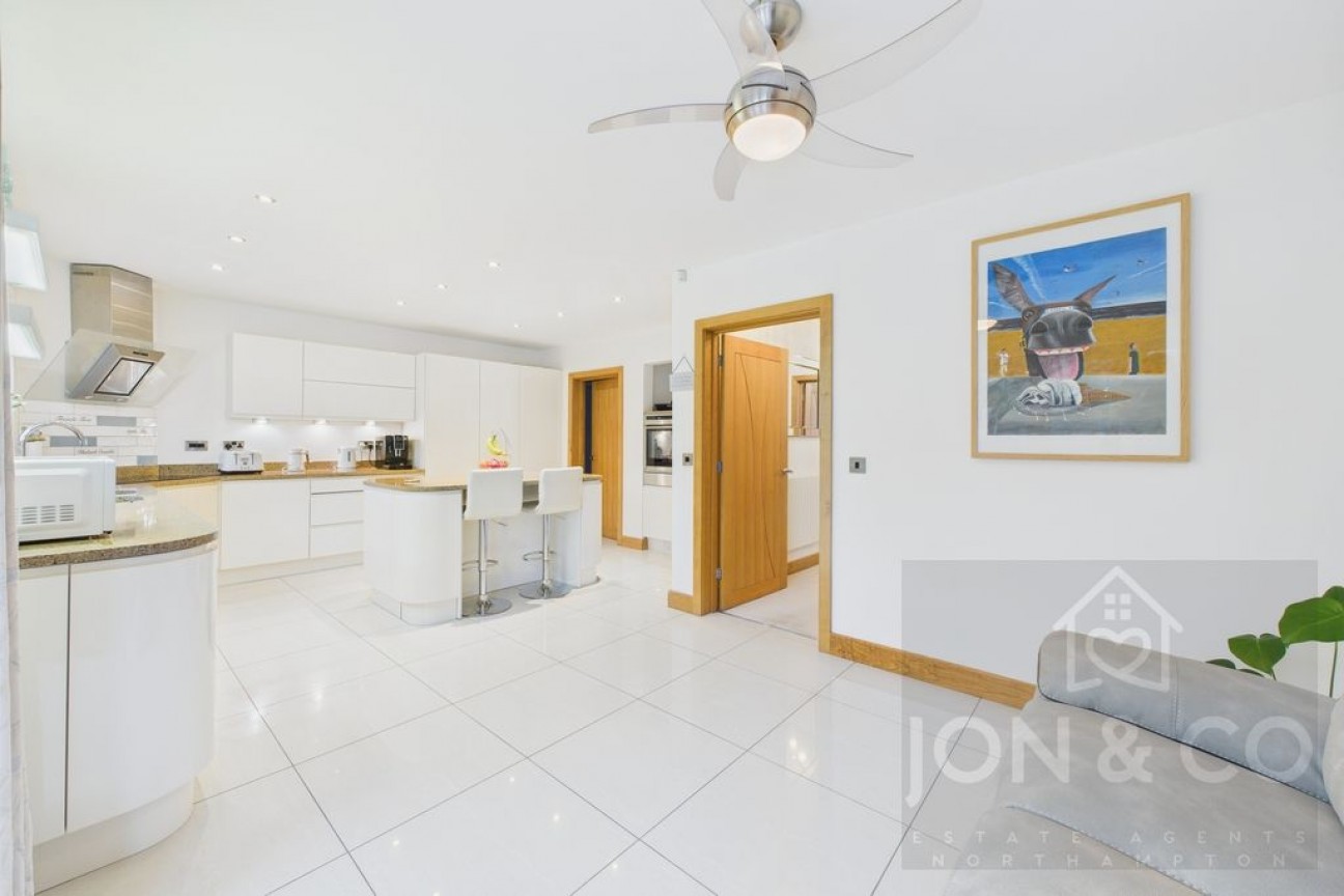 North Meadow View | St Crispins | NN5
