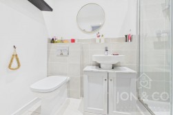 Bearings Close | Duston | NN5