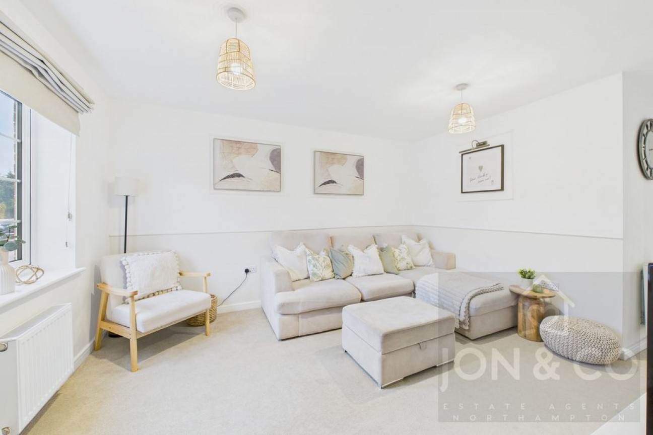 Bearings Close | Duston | NN5