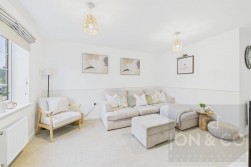 Bearings Close | Duston | NN5