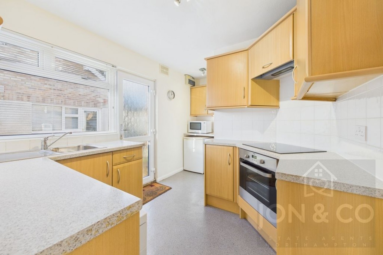 Parade Bank | Moulton | NN3