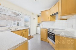 Parade Bank | Moulton | NN3