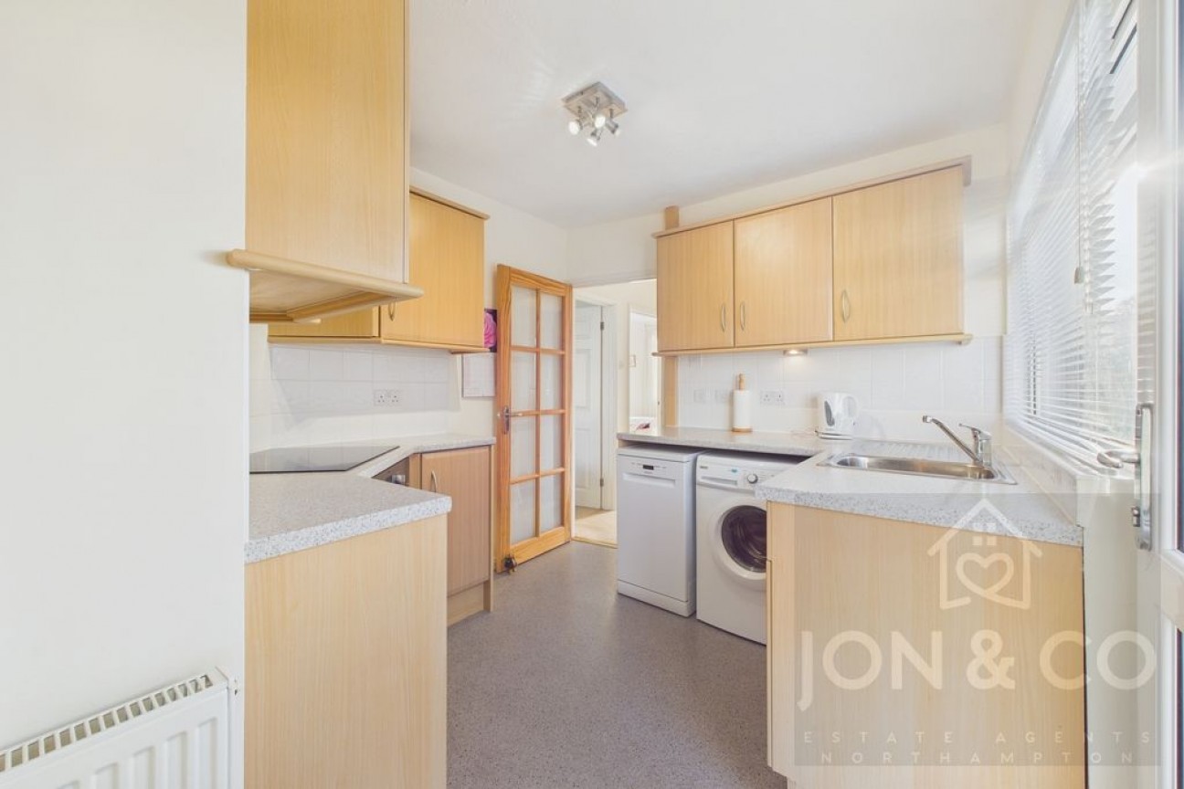 Parade Bank | Moulton | NN3