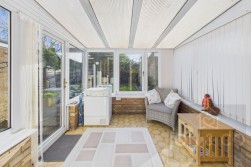 Parade Bank | Moulton | NN3