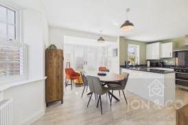 Monteyne Close | Overstone Gate | NN6