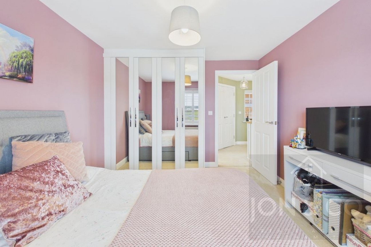 Monteyne Close | Overstone Gate | NN6