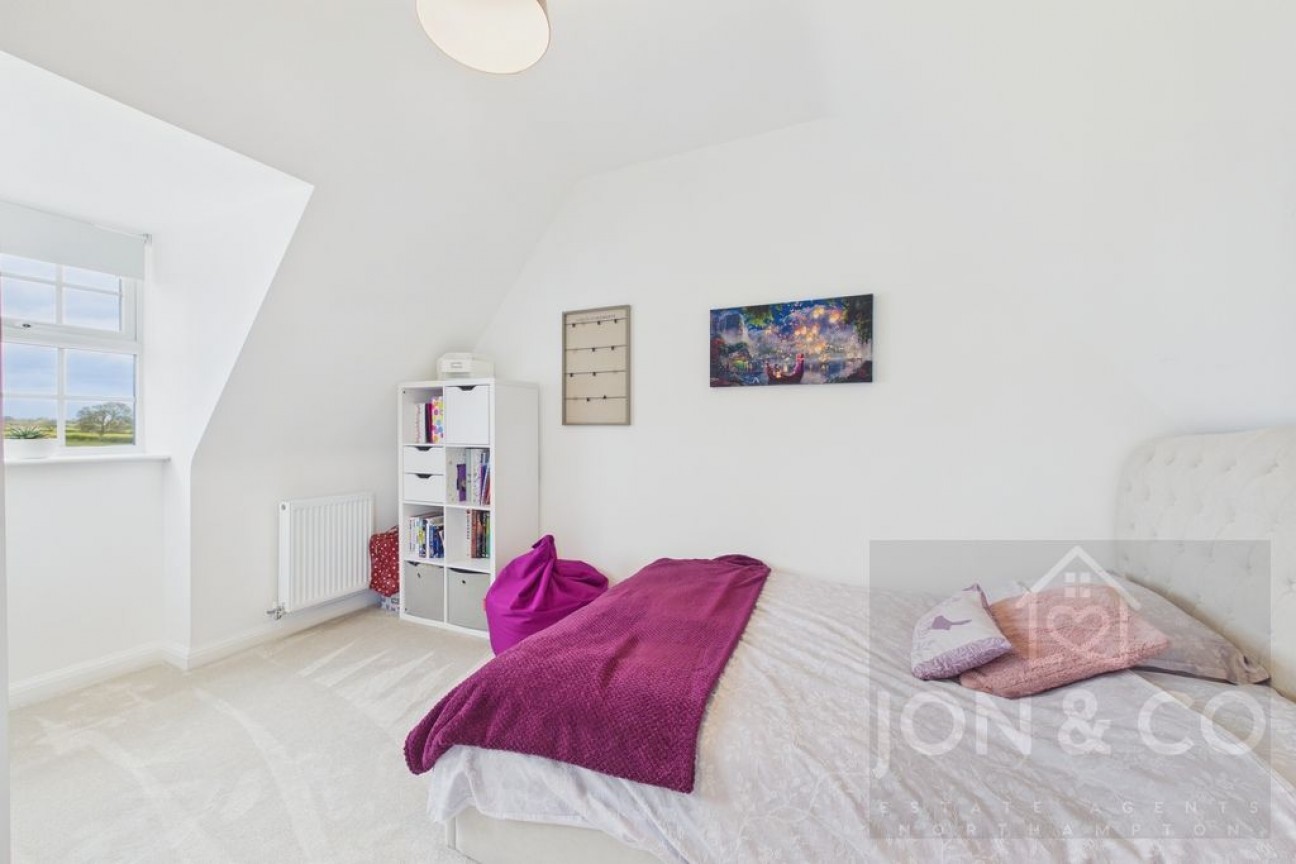 Monteyne Close | Overstone Gate | NN6