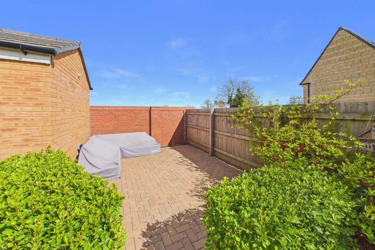 Monteyne Close | Overstone Gate | NN6