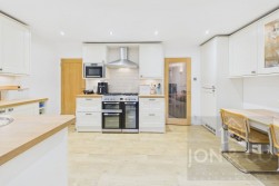 Westlea Road | Sywell | NN6