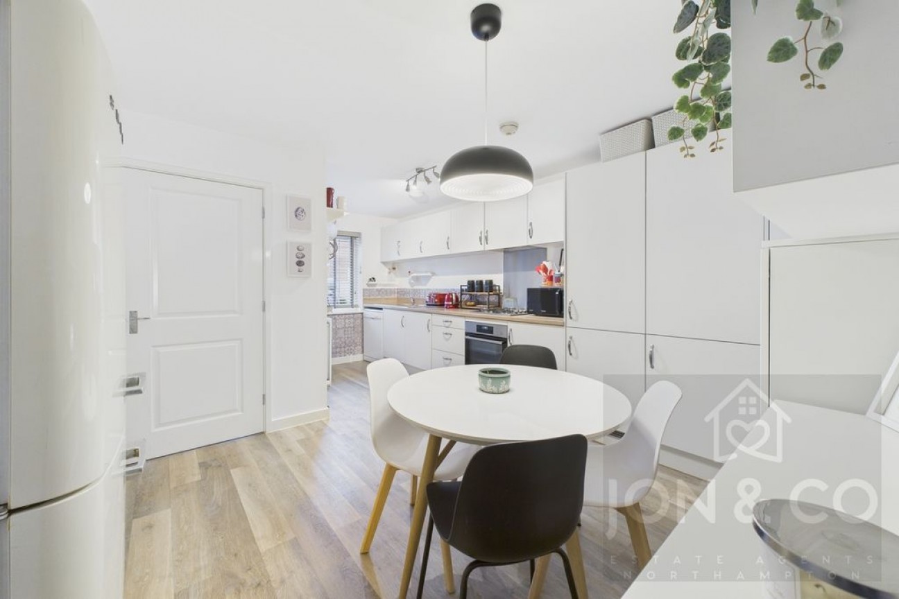 Nightingale Drive | Moulton | NN3