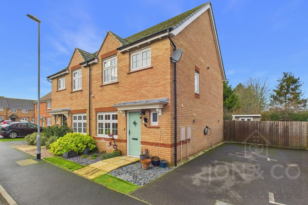 Groveleys Close | Moulton | NN3