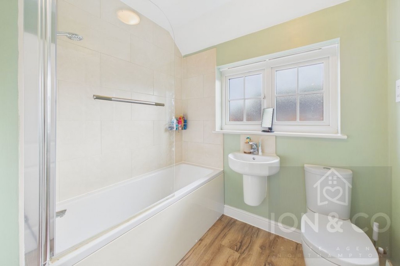 Groveleys Close | Moulton | NN3