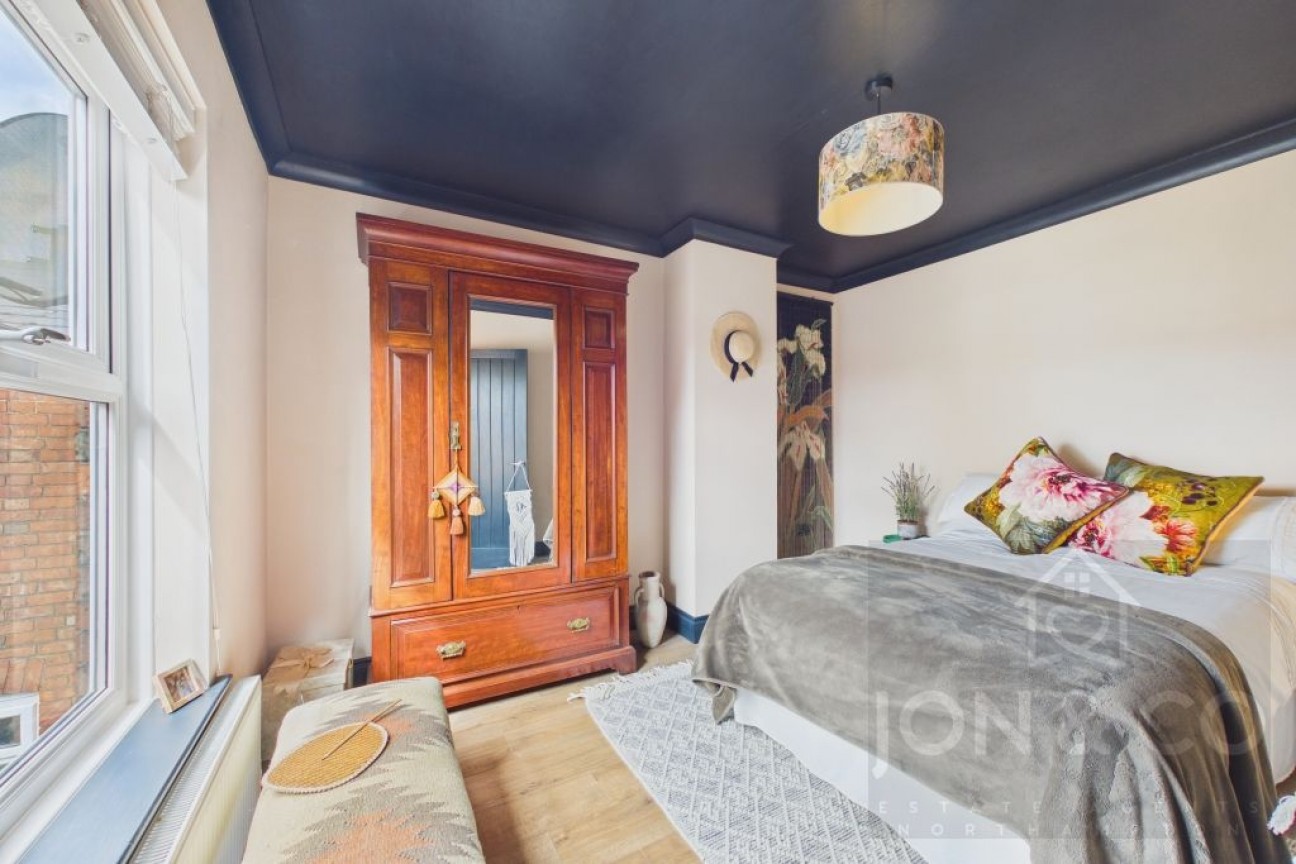 Irthlingborough | NN9