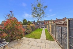 Irthlingborough | NN9