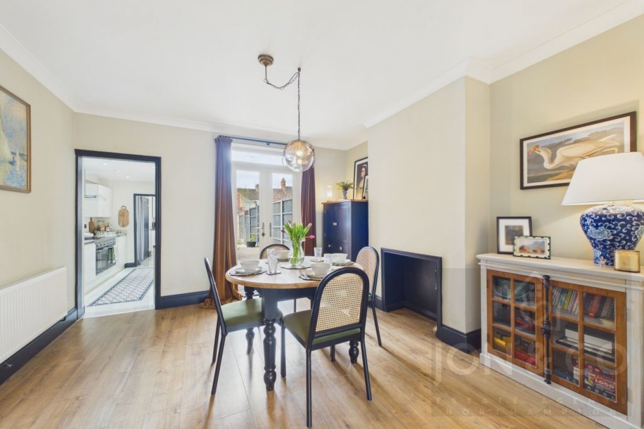 Irthlingborough | NN9