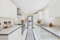 Irthlingborough | NN9
