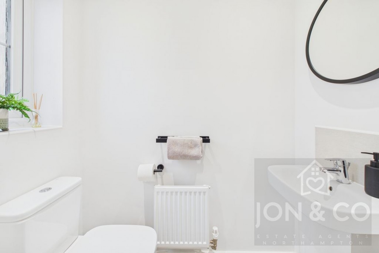 Kirk Close | Moulton | NN3