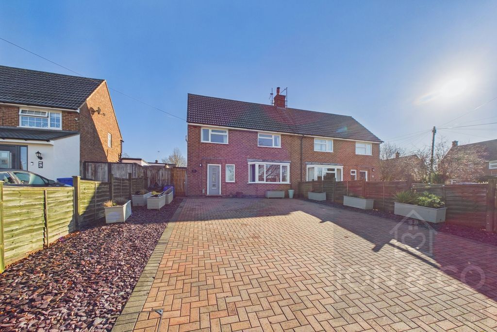 Stockwell Road | Milton Malsor | NN7