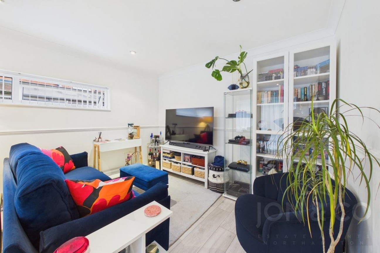 Lone Pine Court | Brixworth | NN6