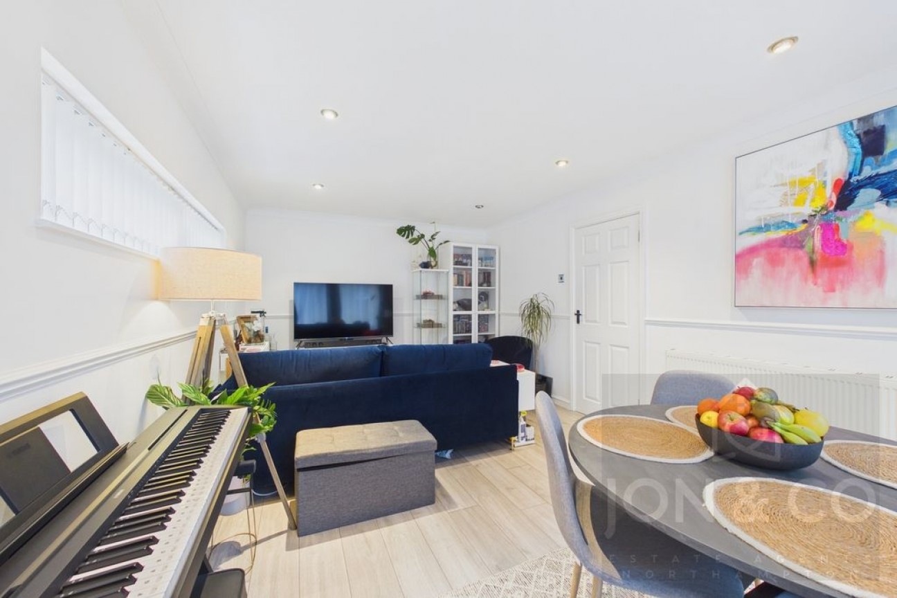 Lone Pine Court | Brixworth | NN6